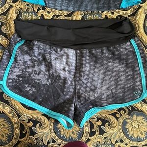 Womens Pelagic Bailfish shorts medium